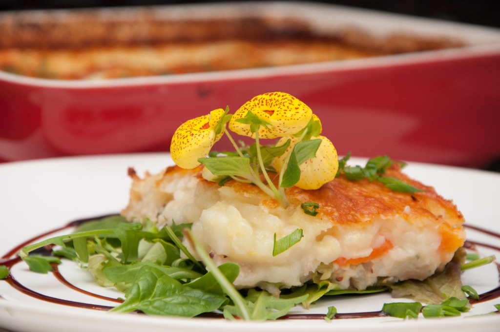 PLACINTA CU PESTE SI BRANZA