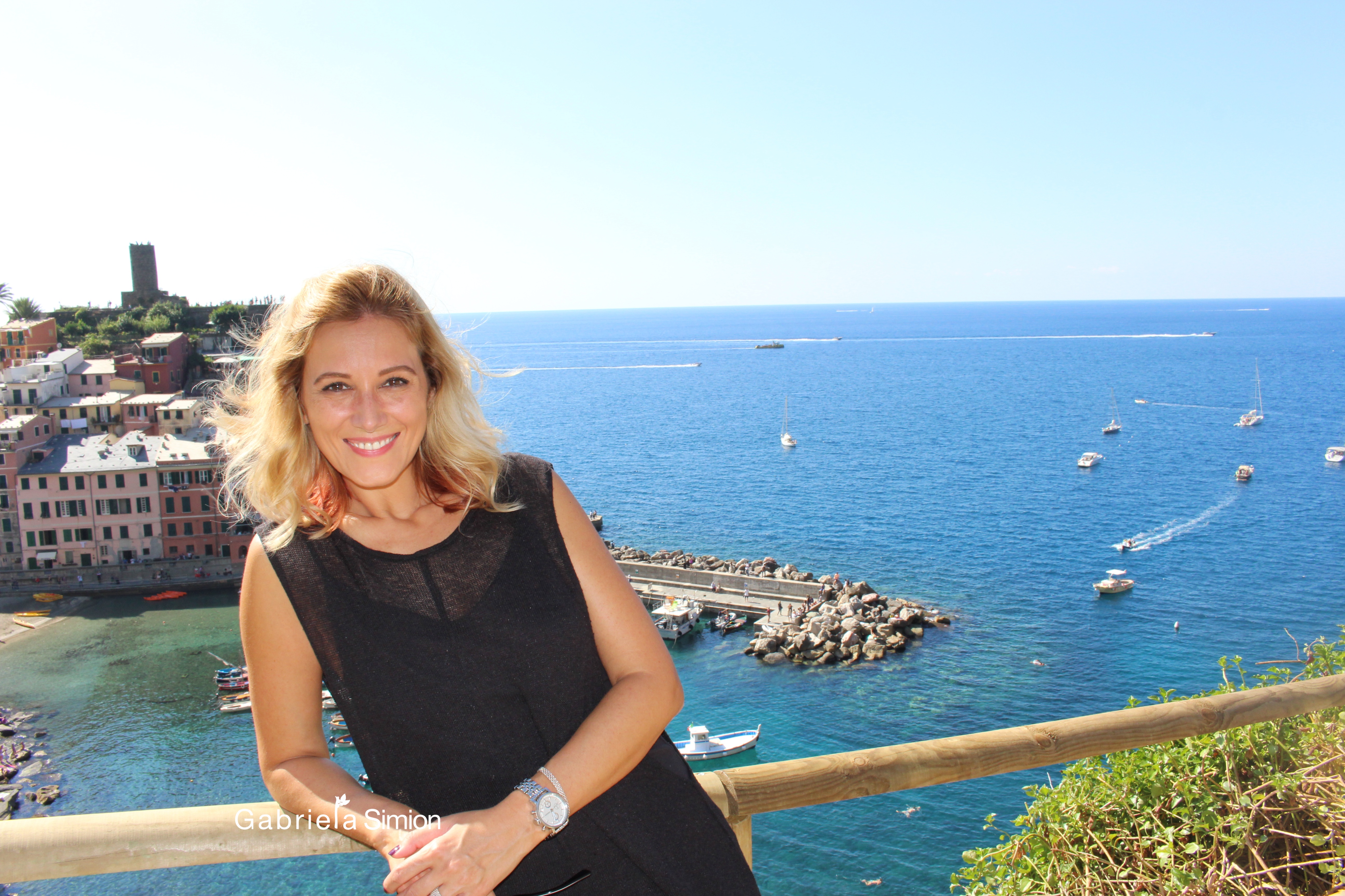 Gabriela Simion Va Pupa din Cinque Terre