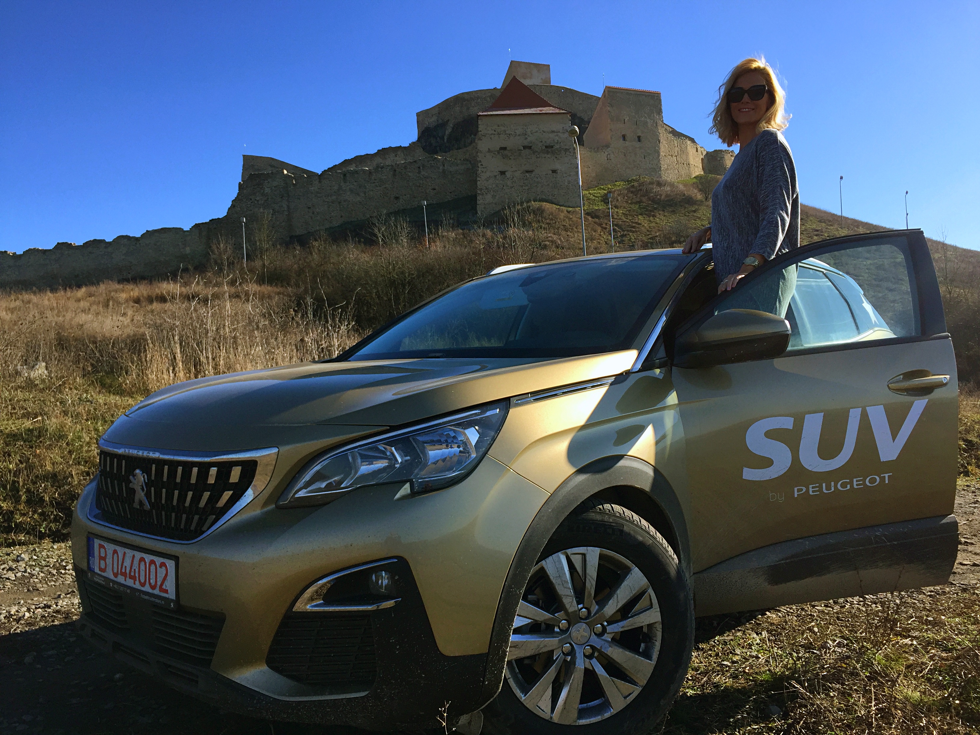Gabriela Simion Peugeot 3008 2016
