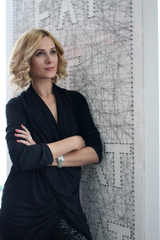 gabriela-simion-priveste-spre-viitor-the-mix