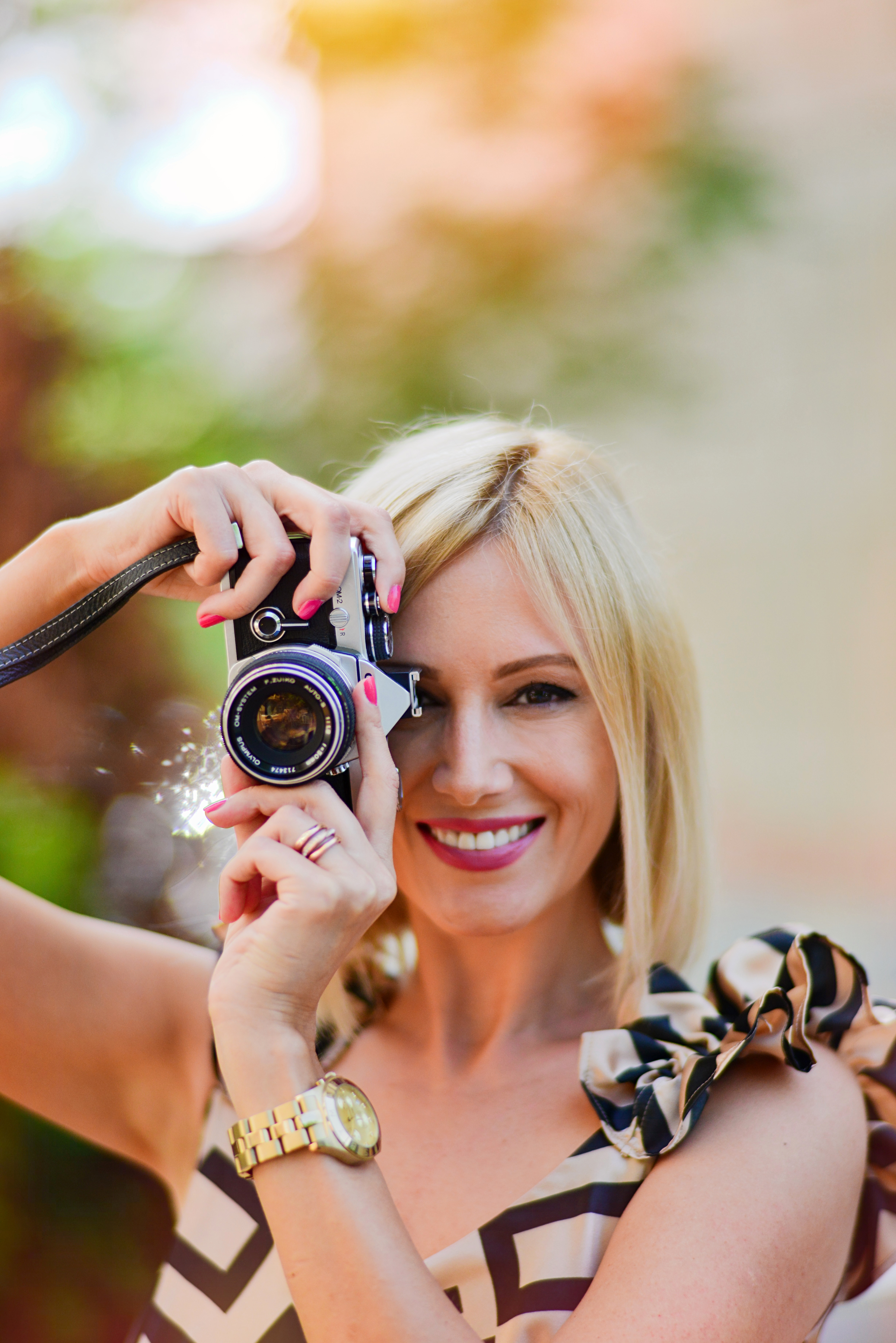 Gabriela Simion Selfie cu Olympus OM2