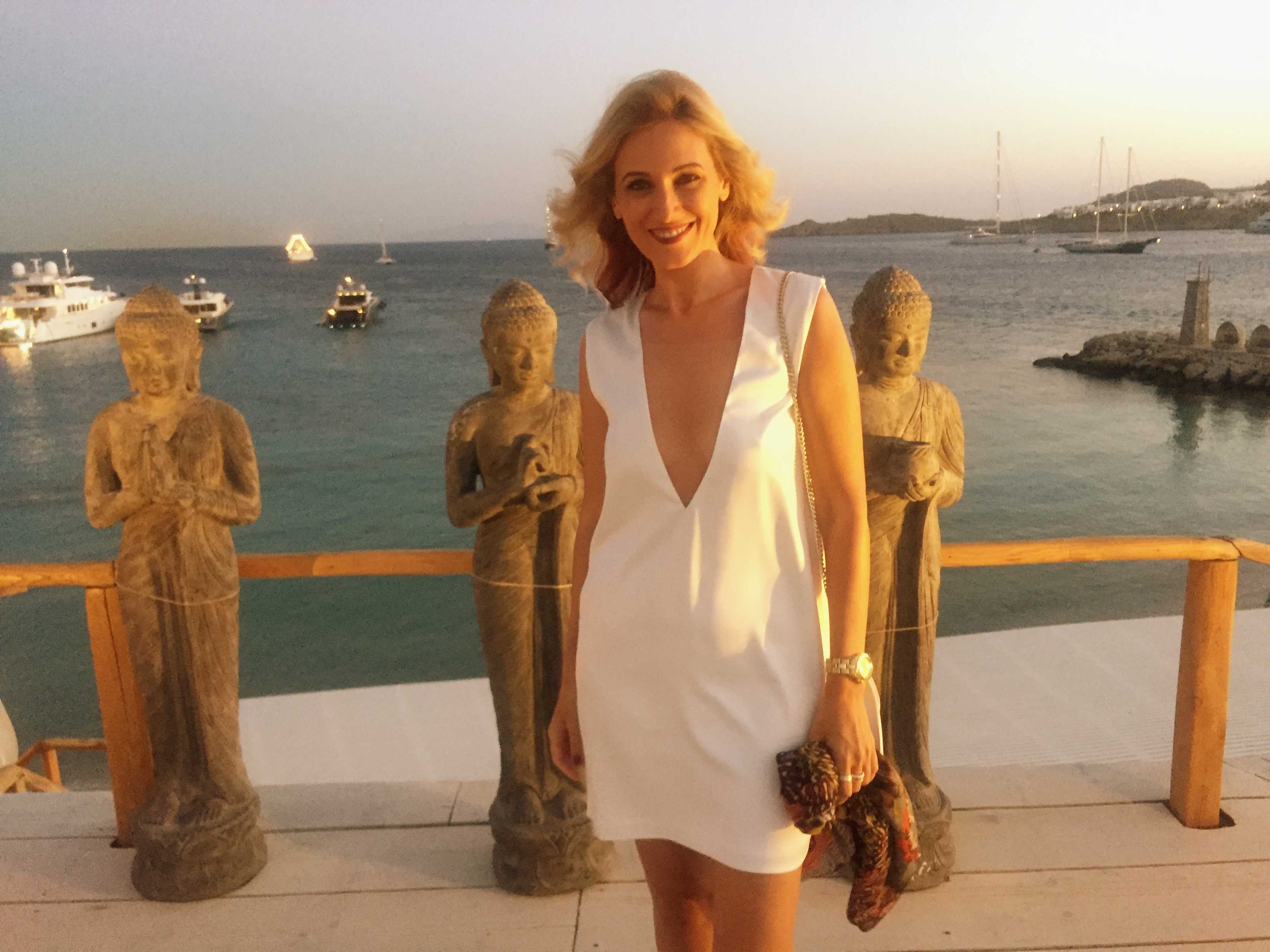 Mykonos_hot_places_Gabriela_Simion_holiday_buddha-bar