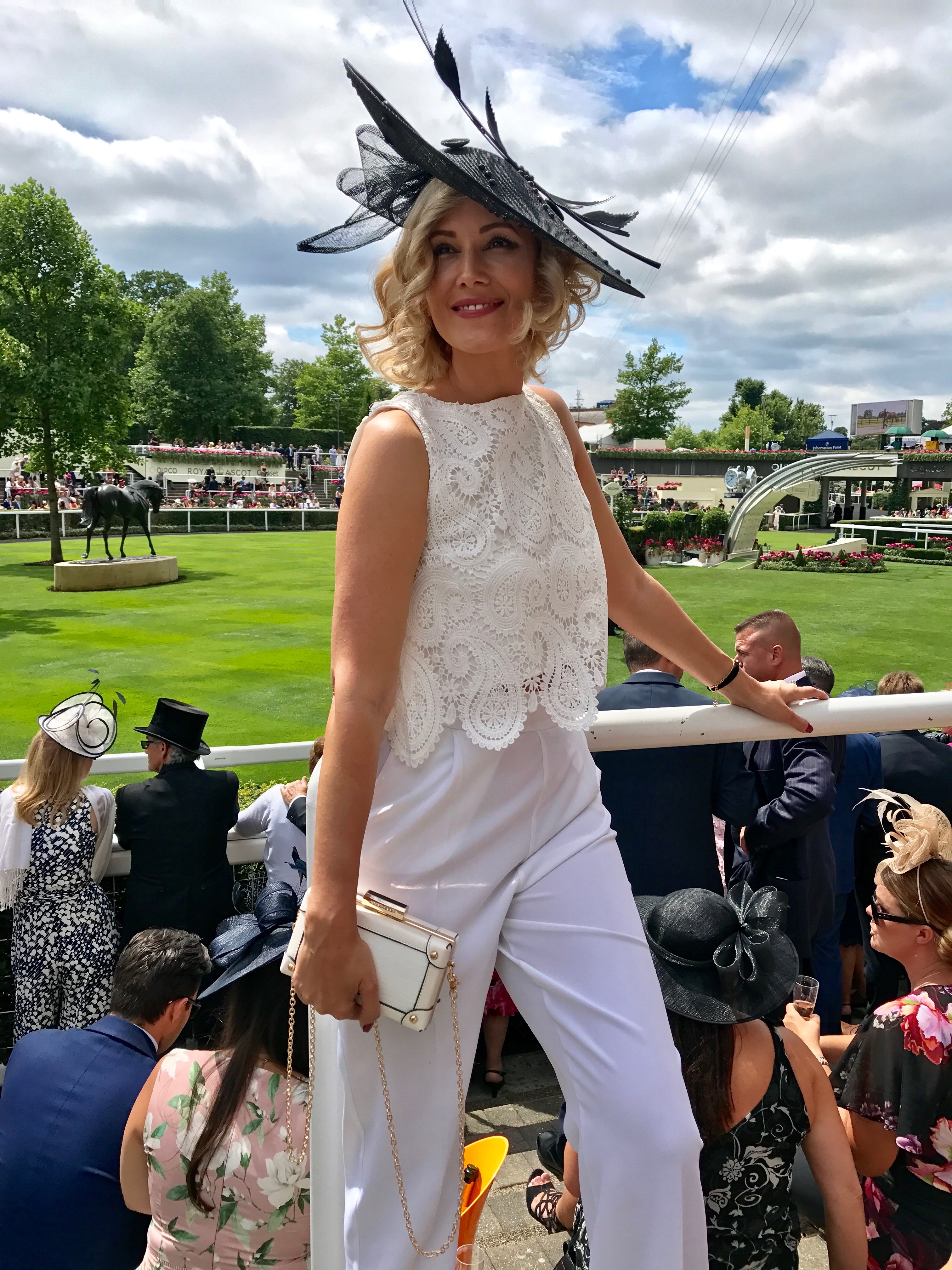 Londra_royal_ascot_Gabriela_Simion_Queen07