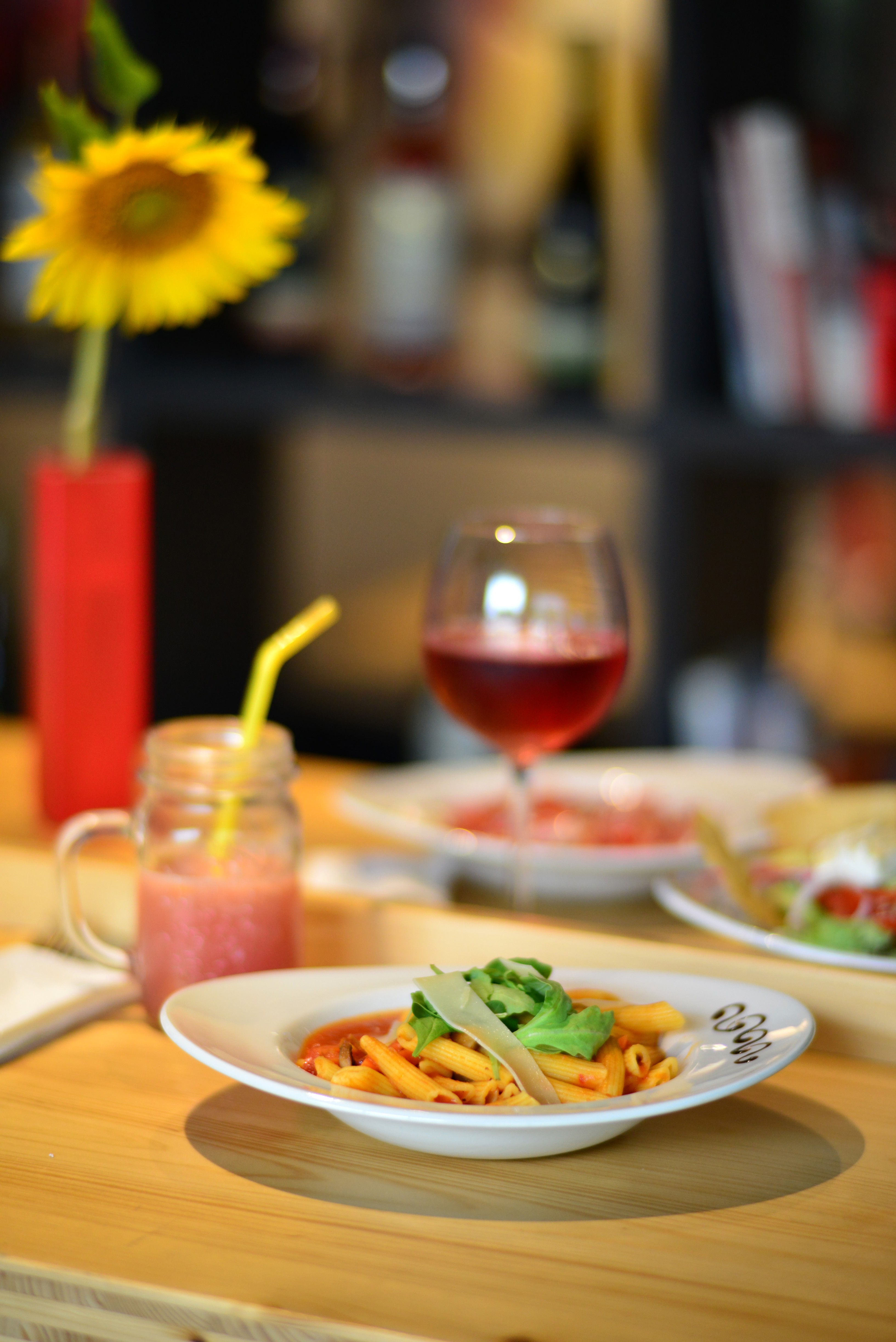 Paste d20 Urban Bistro, Gabriela Simion