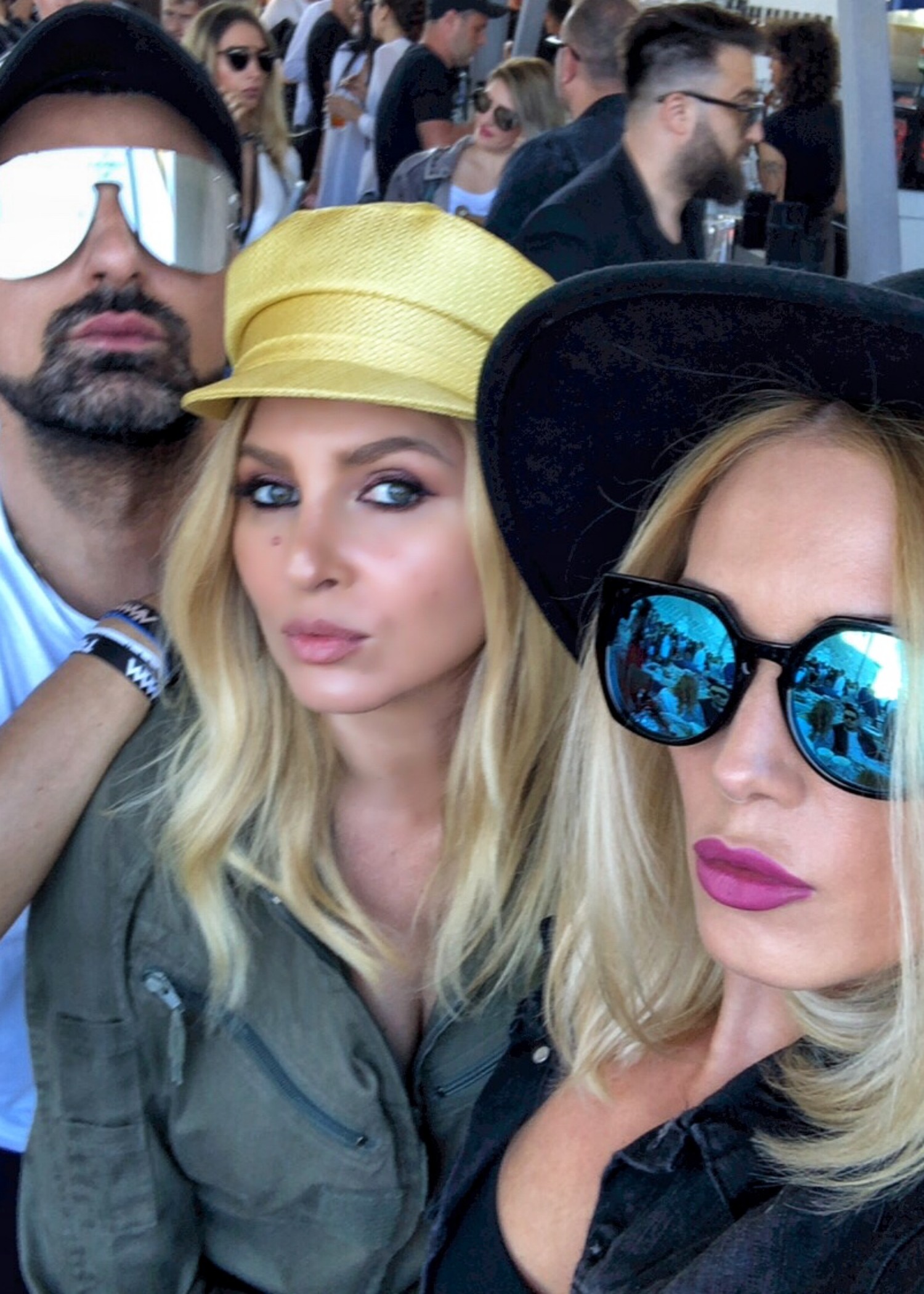 Mamaia 2018 festival look03