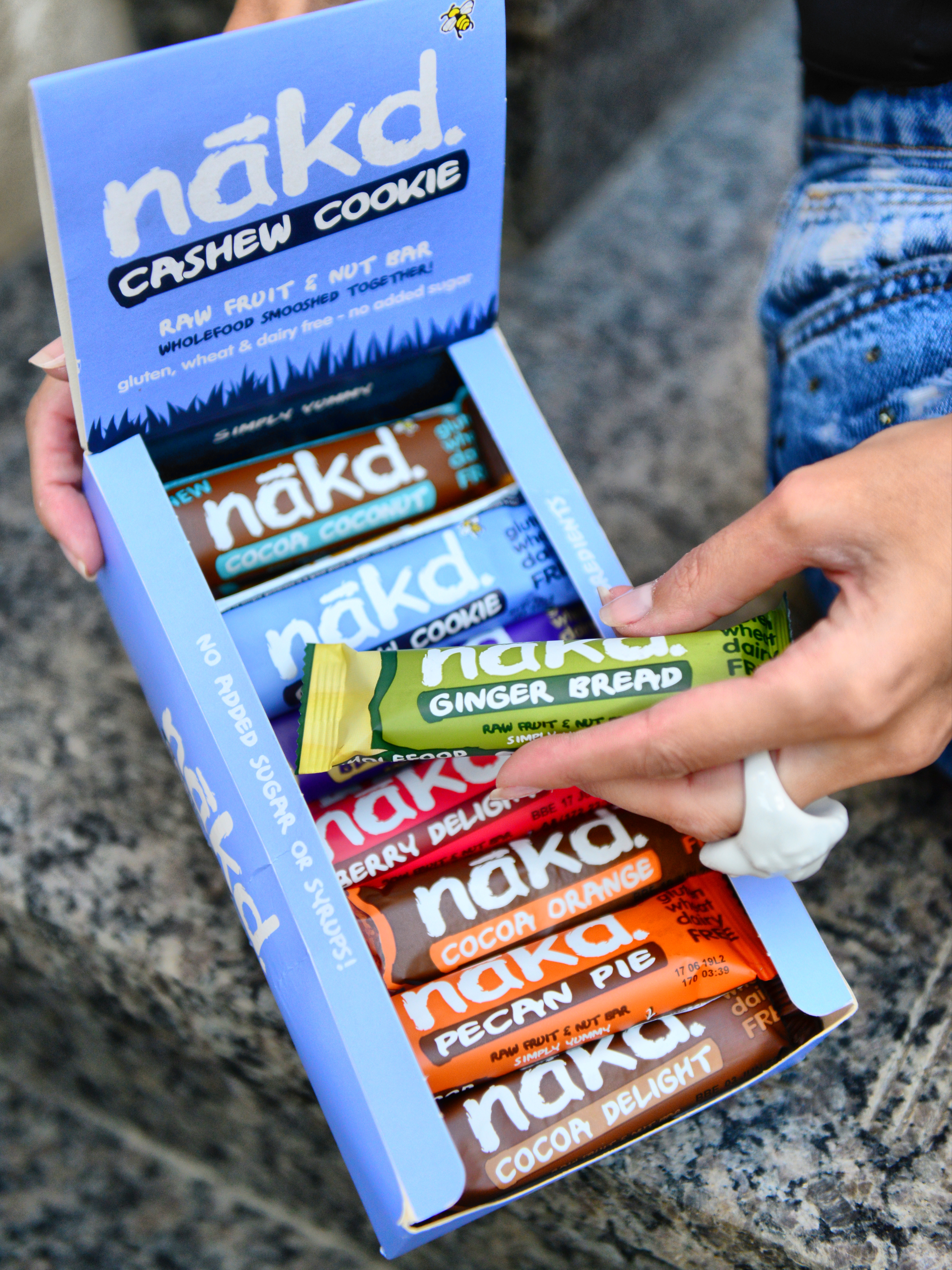 NAKD_batone_naturale_Raw_Vegan_gabriela_simion03